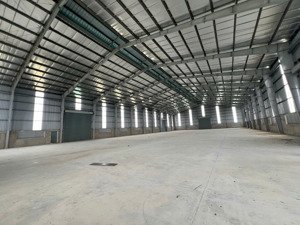 cho thuê xưởng 3.600m2 ngoài kcn đức hòa long an cũ nay là tây ninh giá rẻ có pccc
