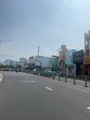 mặt tiền kinh doanh - lũy bán bích ( 4x29m) 1 lửng, 3 lầu. giá 16,9 tỷ