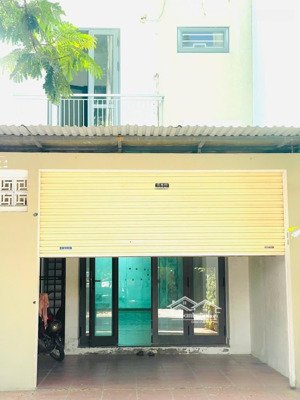 cho thuê nhà 2 tầng 2 mê mt hồ tùng mậu sát biển