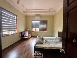 cho thuê nhà nguyên căn, full nội thất phố tư đình, long biên- giá 13 triệu