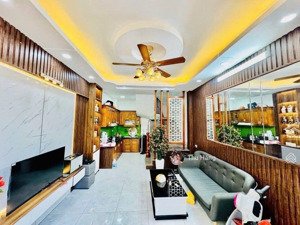 nhà 3 tầng liên mạc 142m2 chỉ 74tr/m2 full thổ cư - mặt ngõ to 6m ô tô qua cổng - ngõ thông