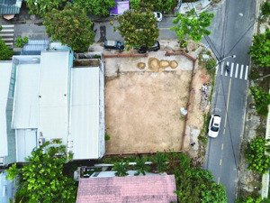 bán góc 2 mặt tiền đường mỹ an 17 và mỹ an 18. ngay khán đài pháo hoa. dt lớn thuận tiện