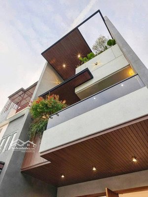 bán nhà riêng view đẹp lê văn sỹ p7 tân bình 2 tỷ 950 hđ thuê 24tr/th, sổ hồng riêng chính chủ