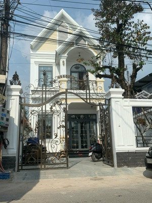 bán nhà 1 trệt 1 lầu tuyệt đẹp hẻm đường huỳnh văn luỹ. p. phú lợi. dt:150m2(6x25) thổ cư 100m2
