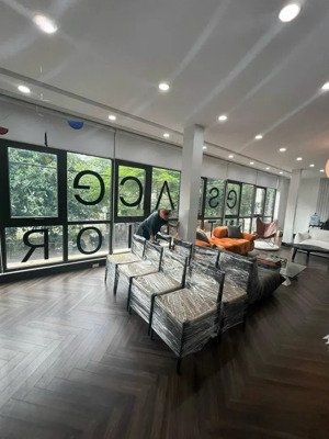 siêu phẩm mặt phố - lô góc 7 tầng - mt 13m - 68m2 - 39 tỷ nguyễn ngọc vũ