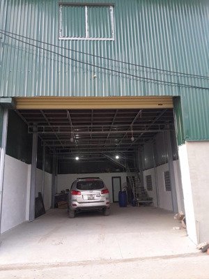 cho thuê kho 2 tầng tổng diện tích 240m2