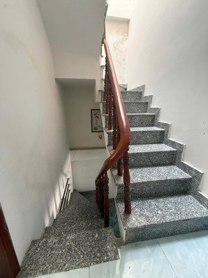 nhà mặt tiền hẻm xe hơi 3 lầu lê văn lương - phước kiển giá tốt. lh: em hưng