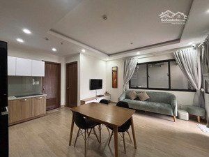 bán căn hộ ct4 vcn phước hải nha trang diện tích 66m2 gồm 2pn ,2 wc
để lại full nội thất xịn