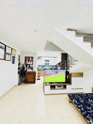 bán nhà phú thượng, tây hồ dân xây 4 tầng đẹp - dt 46m2, mt 4m - gần cầu nhật tân - giá chỉ 7.1 tỷ