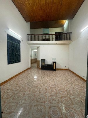 nhà riêng tại trung tâm tp đà nẵng, diện tích 100m2, mặt tiền đường 5,5m, 6,9tr