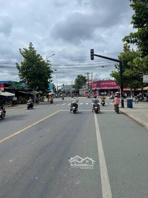 bán nhà mặt tiền nguyễn thị minh khai, tân đông hiệp, dĩ an, bình dương
