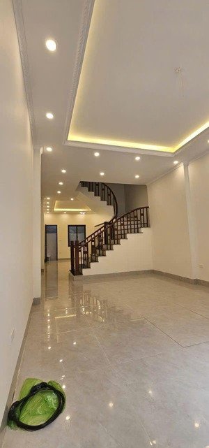 bán nhà lý sơn 42m_mt 4m, 5 ngủ, chỉ 20m ra ô tô tránh,7.3 tỷ