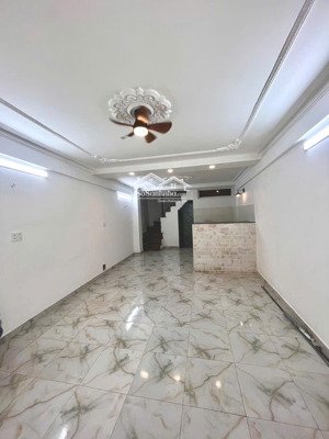 bán nhà lý thường kiệt, phường 14, quận 10 . lh/ điệp 