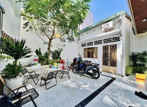 lê hồng phong -p2 -q.5 đường thông xe ôtô, gần chấn thương chỉnh hình. giá 2tỷ350 cho thuê 17triệu