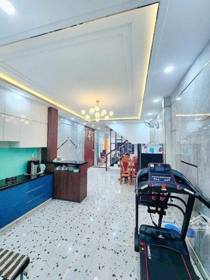 bán nhà thông đường số 3.phường 9.gò vấp . lh/ điệp 