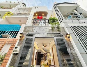 gấp cần vốn sang nhượng lại nhà hậu giang p6 q6 34,9m2 - 2tỷ050tr