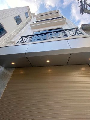 bán nhà đẹp yên lũng an khánh. 32m2, 5 tầng, chỉ hơn 4 tỷ full nội thất - về ở ngay