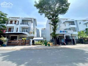 Lô đất kinh doanh trục chính đường vào KDC Gia Hoà