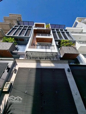 chú hai bán nhà đường 6,5m rạch bùng binh-p9-q3. giá 4tỷ050/76m2 thuê 28tr gần công trường dân chủ