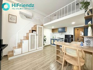 sống sang trọng với căn hộ có gác đầy đủ nội thất có cửa sổ thoáng nằm ngay đường lê văn việt