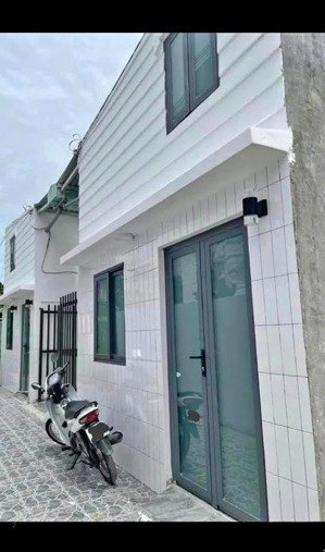 bán dãy trọ mới xây 150m2-899tr-sổ riêng bình hòa gần chợ đồng an 3 trạm thu phí cầu ông bố