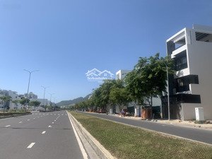 6tỷ 1 lô đất nằm trên trục đường chính t28, kđt an bình tân, phường nam nha trang