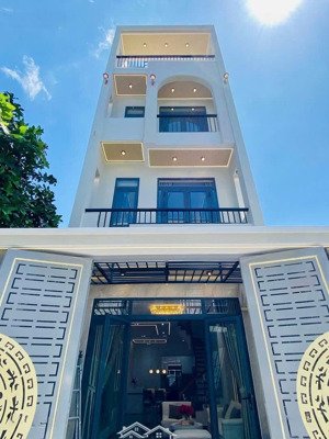 nhà gần siêu thị go. đường tô hiến thành/q10. 74m2 (ngang 5m) 2 tầng 5 phòng