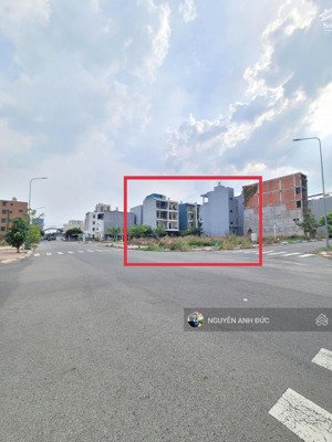 chủ giảm 1 tỷ- lô góc hiếm còn sót lại kdc phú hồng thịnh 10. 8.6"16.5m. giá 8.75 tỉ bớt lộc.gấp!!!