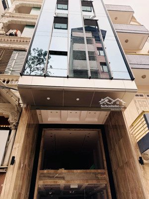 bán nhà riêng trần quốc hoàn cầu giấy, 4 ô tô tránh, vỉa hè vip,10m ra phố, 84.6m2 5 tầng chỉ 25 tỷ