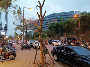 30m ra phố, ngõ ô tô 82m2, mặt tiền 4,3m có 20tỷ miếu đầm nam từ liêm.