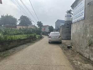 chính chủ gửi bán 200m vuông như bánh trưng mặt tiền 9m đường thông gần trục chính hoà thạch giá rẻ