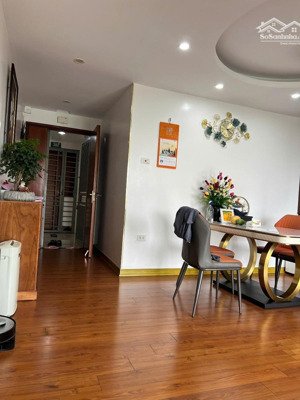 chưa đến 60 triệu bán căn 118m2 3 phòng ngủ 2 vệ sinh để lại hết nội thất căn góc 3 mặt thoáng