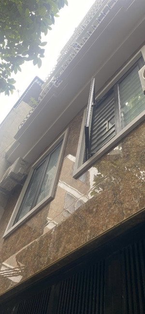 bán chdv giảng võ nhà đẹp 102m - 38tỷ gần vinhome giảng võ hồ ngọc khánh ngõ thông 20m ra đường