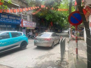 bán nhà tập thể tầng 1 nhà d1 thành công, kinh doanh sầm uất, đường ô tô tránh, liên hệ: 