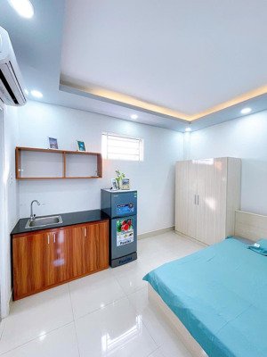 căn hộ full nội thất phòng studio - 4tr3