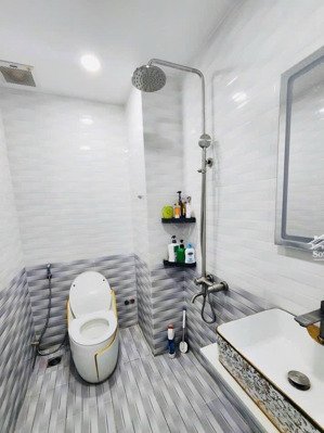 nhà mới 60m², hẻm xe tải, ô tô ngủ trong nhà nguyễn trọng tuyển, phường cầu kiệu (pn)