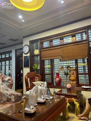 Bán căn biệt thự khu Đông Ngô Quyền, ph Lê Thanh Nghị, TP HP mới, 158m2, mt 9m, vị trí vip