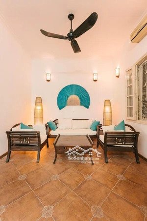 khẩn cấp bán nhà mặtphố ngọc hà 100m2 , 6.5m mặttiền quyền lực, lõi ba đình 40.5 tỷ.