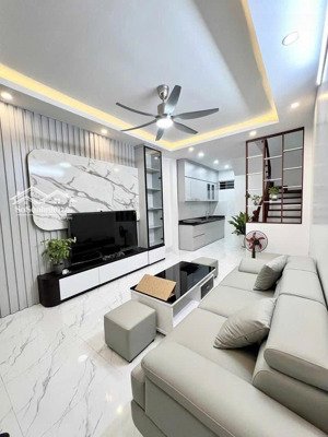 bán nhà xuân thuỷ, cầu giấy - 5 tầng - 2 mặt thoáng - tặng full nội thất