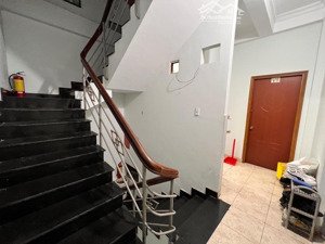 bán nhà ung văn khiêm phường 25 bình thạnh dt 75m2 5 tầng lô góc, vừa ở vừa cho thuê 40 trên tháng