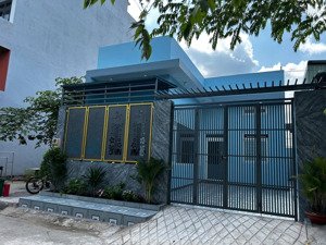 bán nhà chính chủ dt: 8x16m khu hoàng hoa nguyễn bình