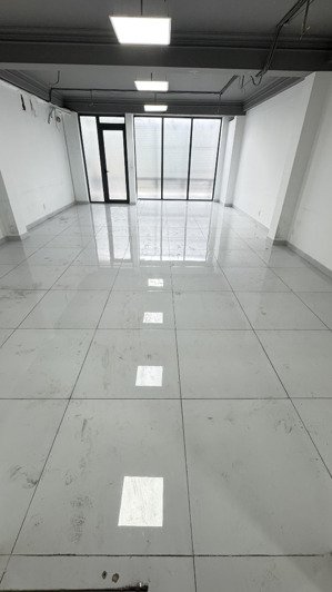 bán căn góc 6 lầu siêu hiếm xe hơi vào tới nhà