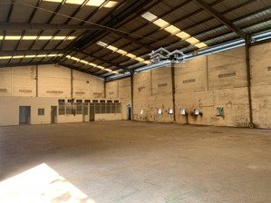 cho thuê kho xưởng 600m2 cần giuộc. hệ thống pccc, xe container 24/24.