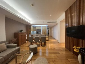 siêu rẻ cho thuê ch iph xuân thủy 110m2 3 ngủ full đồ giá 20tr/th lh: 