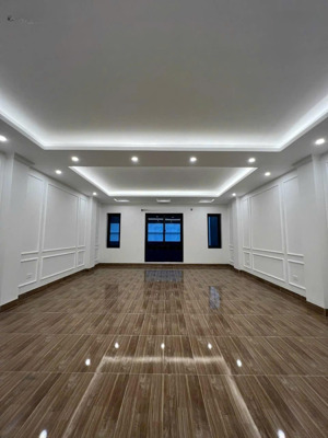 cần cho thuê nhà nguyễn thị thập, 90mx5t. giá 52tr/tháng