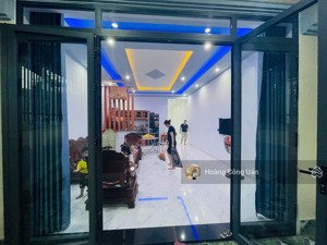 nhà rộng đẹp sân ô tô kp1 phường tân hiệp. dt: 5,2x22.5m - shr thổ cư hoàn công.