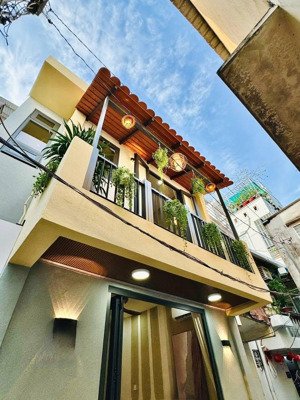 nhà nguyễn công hoan.q phú nhuận 48m2, 2pn2wc hẻm 5m shr , giá chỉ 4,18tỷ lh gặp phương