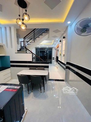 kẹt vốn bán nhà đường nguyễn văn đậu p5 bình thạnh 70m2 giá 3ty120 lh vân xem ngay