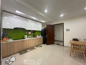 chính chủ bán căn 2 phòng ngủ full nội thất tầng cao thoáng ct2 vcn phước hải chỉ 3tỷ199