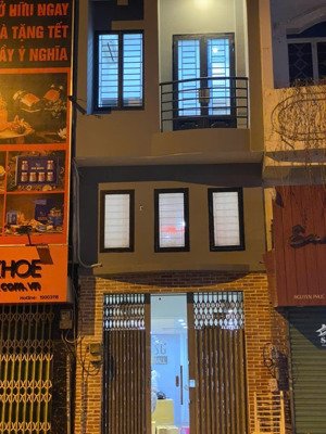 cho thuê mặt bằng mặt tiền nguyễn phúc nguyên, p. 9, q. 3 giá 12 tr/th